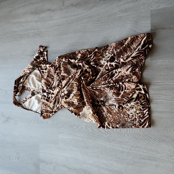 Vintage Halter Leopard dress. - Picture 2 of 3